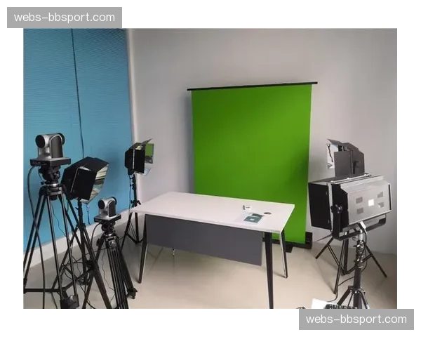 微型化协作间不仅降低了准入成本，还通过云端架构实现了体育直播普及化