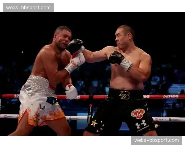 乔伊斯分歧判定战胜杜布瓦，赢得重量级二番战复仇成功